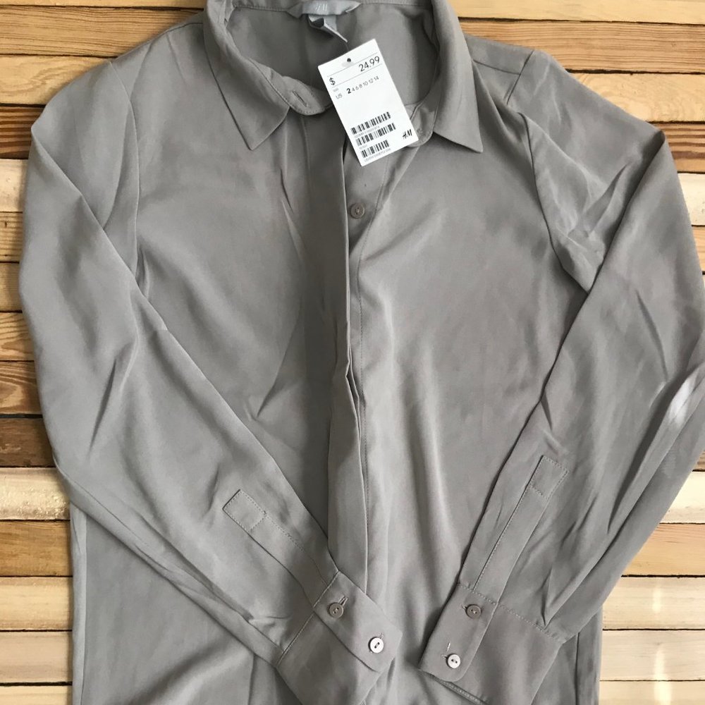 H&M longsleeve shirt
